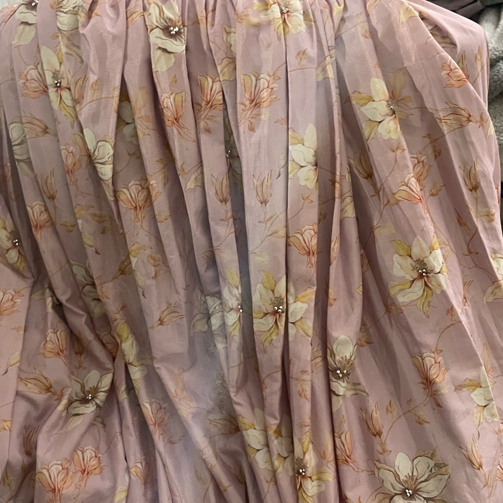 Elegant Floral Lavender Lashkaraa Lengha - Picture 4 of 13